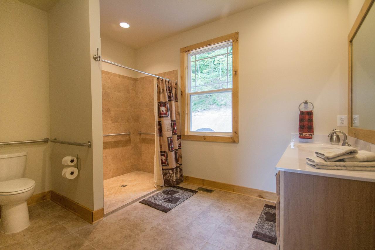Tree Top Holiday home Luray