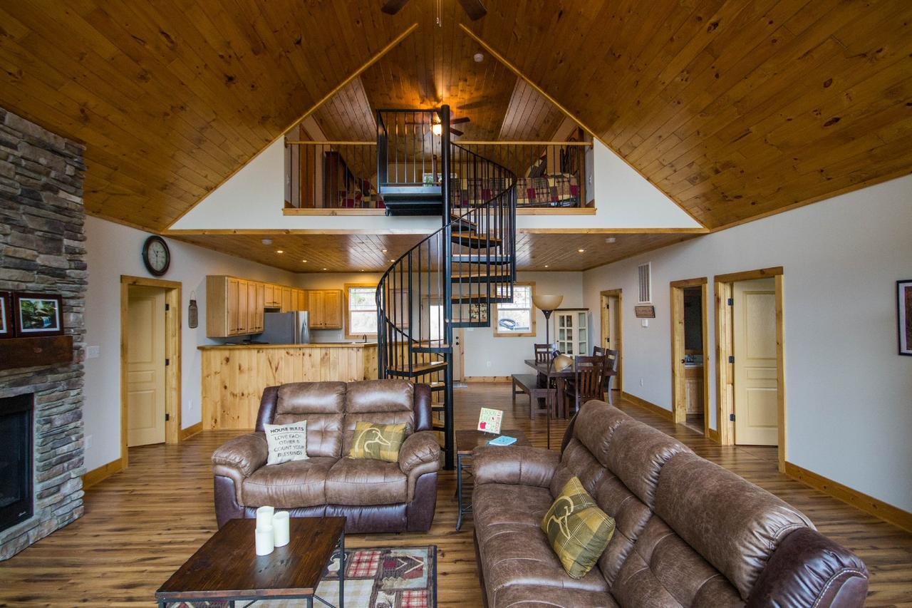 Tree Top Holiday home *
